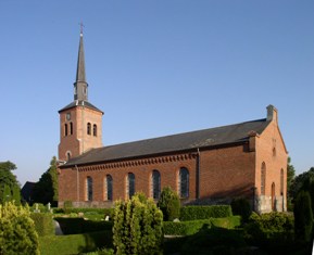 Her er et billede af Jels Kirke