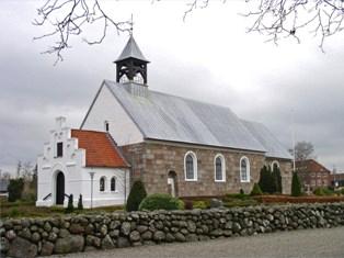 Her er et billede af Øster Lindet Kirke